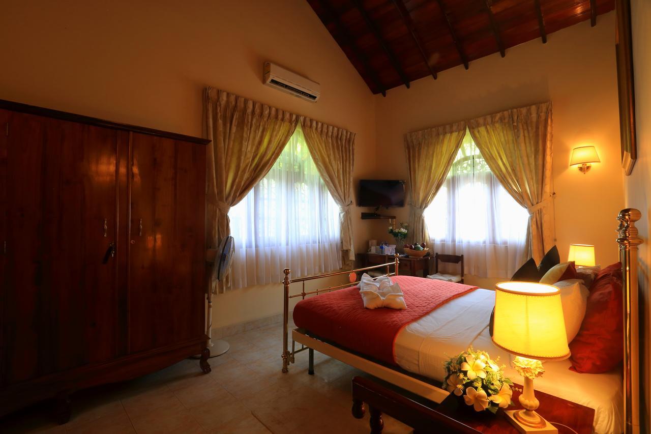 Emel Boutique Hotel Negombo Kültér fotó